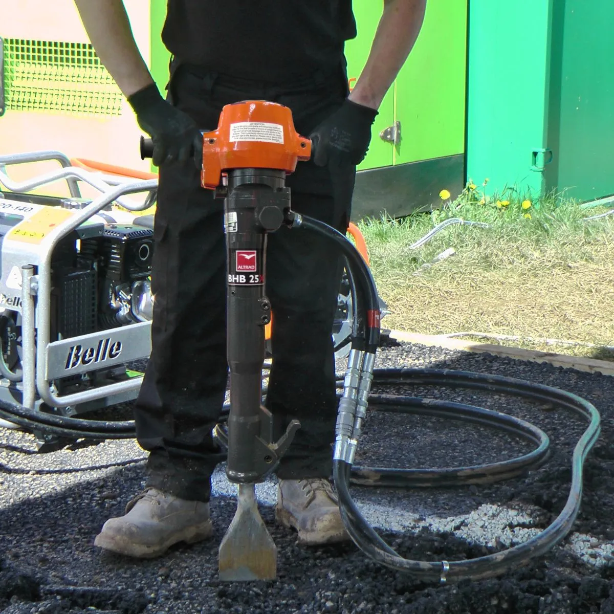 Belle HPX01TS Bulldog Hydraulic Power Pack with BHB25XS Hydraulic Breaker Compact & High-Performance