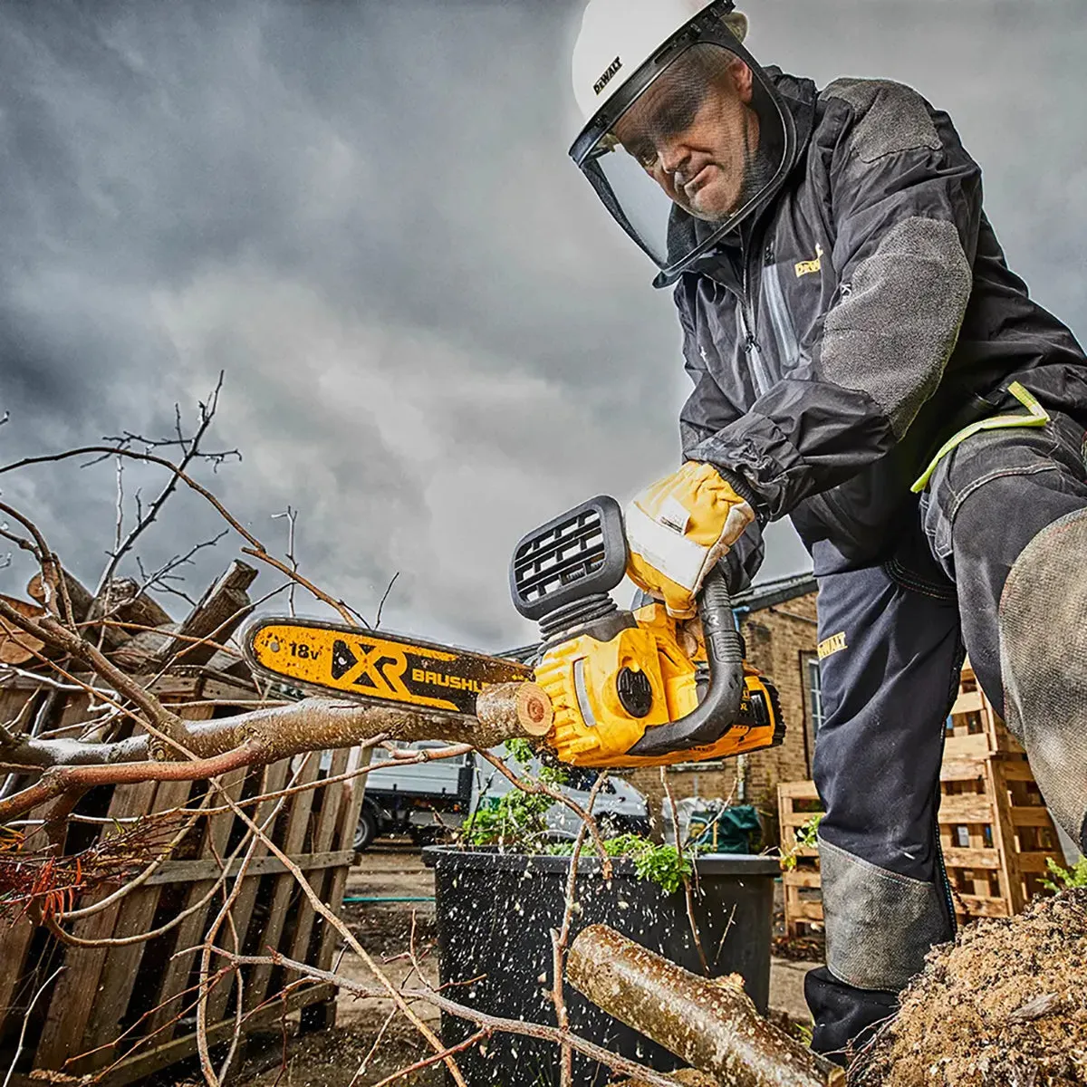Dewalt DCMCS565N-XJ 18V XR Brushless 30cm Chainsaw with 1 x 5.0Ah Battery & Charger