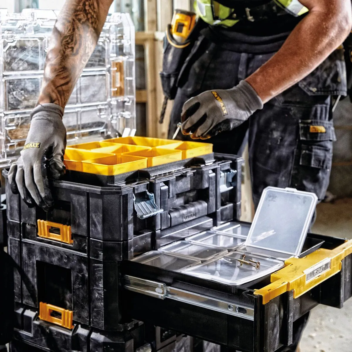 Dewalt DWST1-70705 TSTAK III Drawer Tool Box
