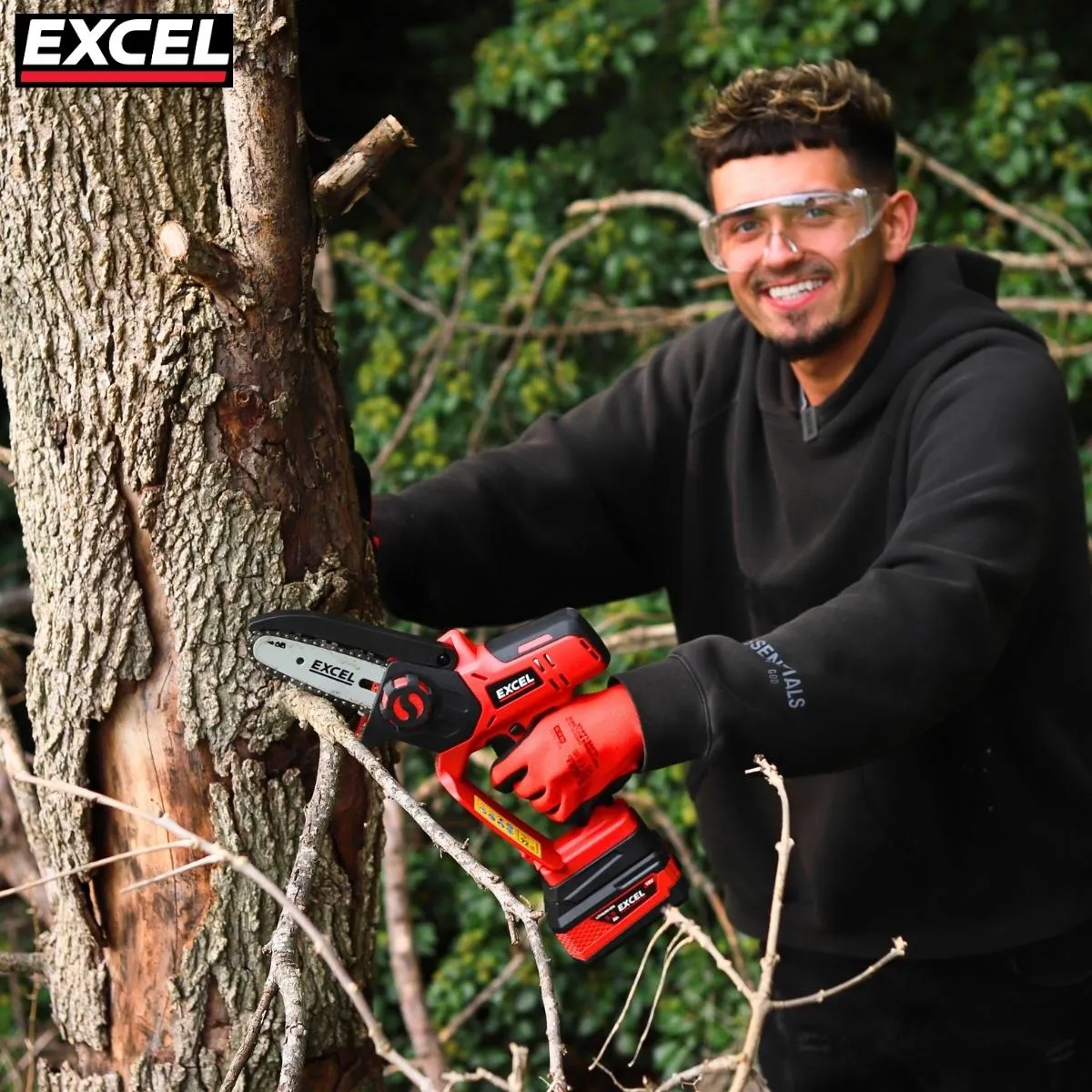Excel 18V Cordless Mini Chain Saw with 1 x 2.0Ah Battery Charger & Bag
