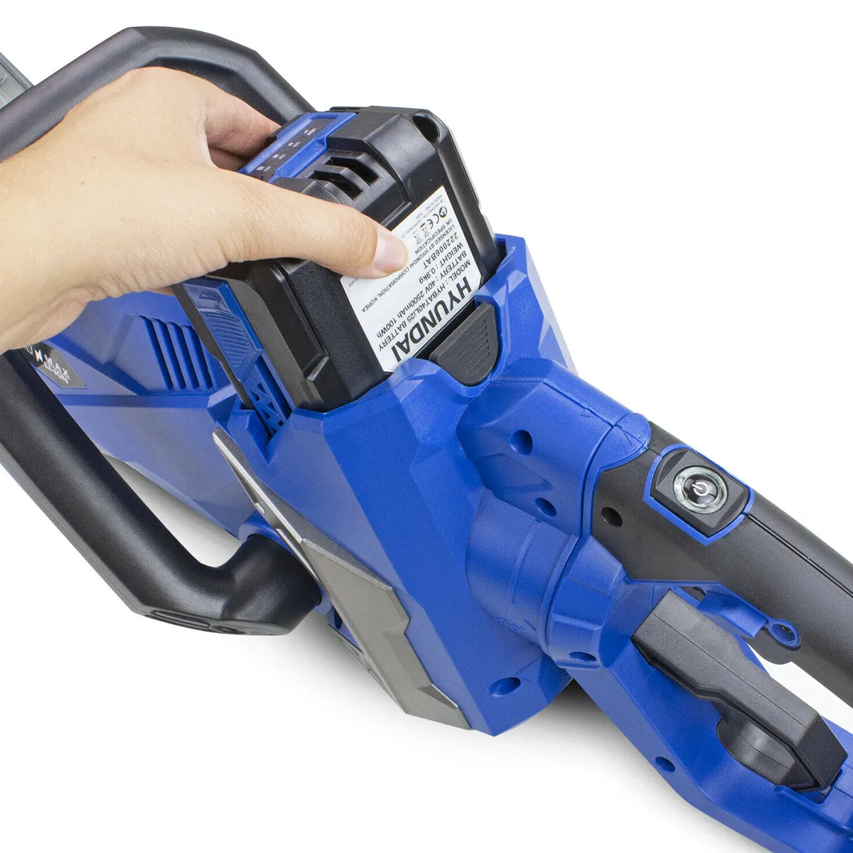 Hyundai HYHT40LI 40V Brushless Hedge Trimmer With Battery and Charger