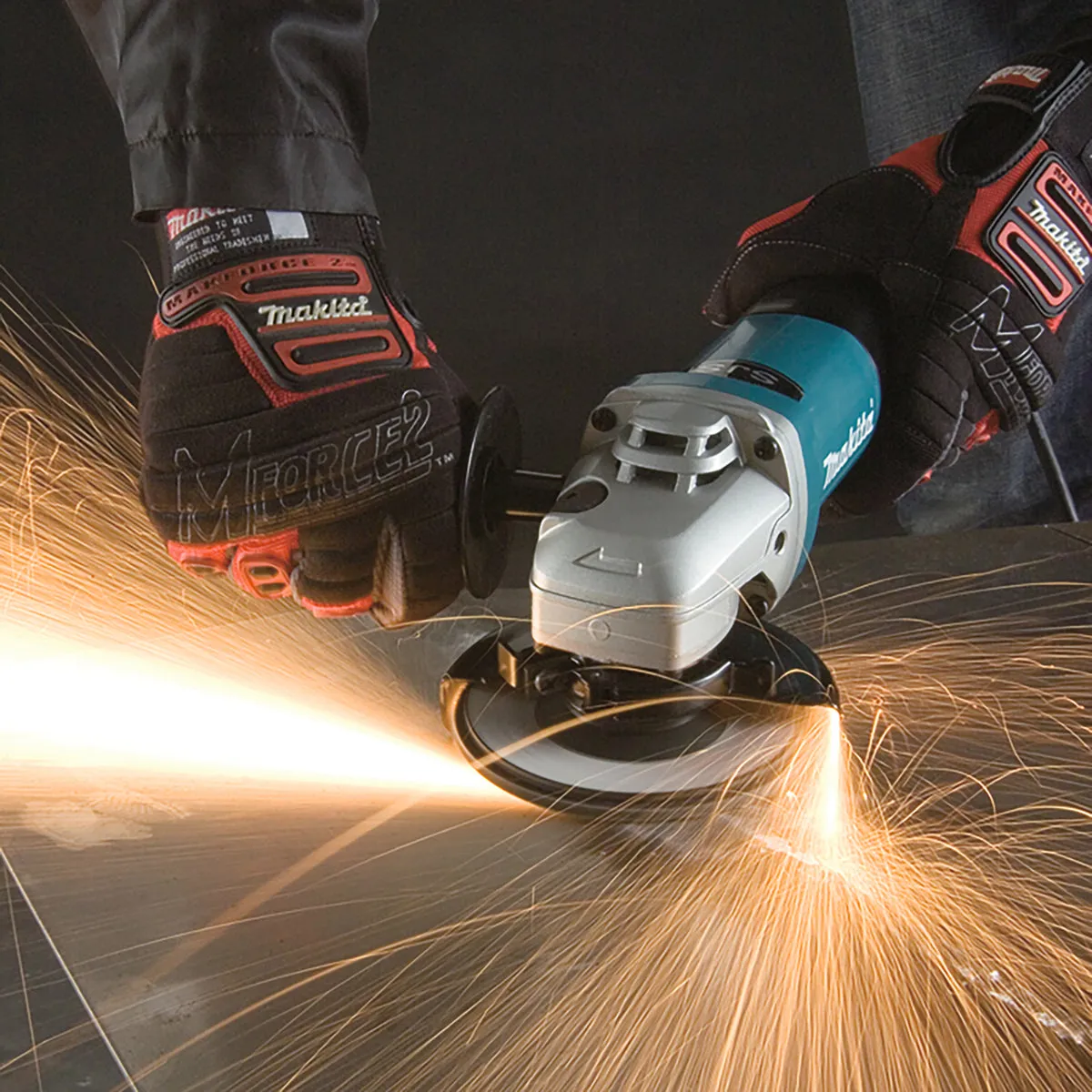 Makita 9565PCV/1 125mm Angle Grinder With Variable Speed 110V