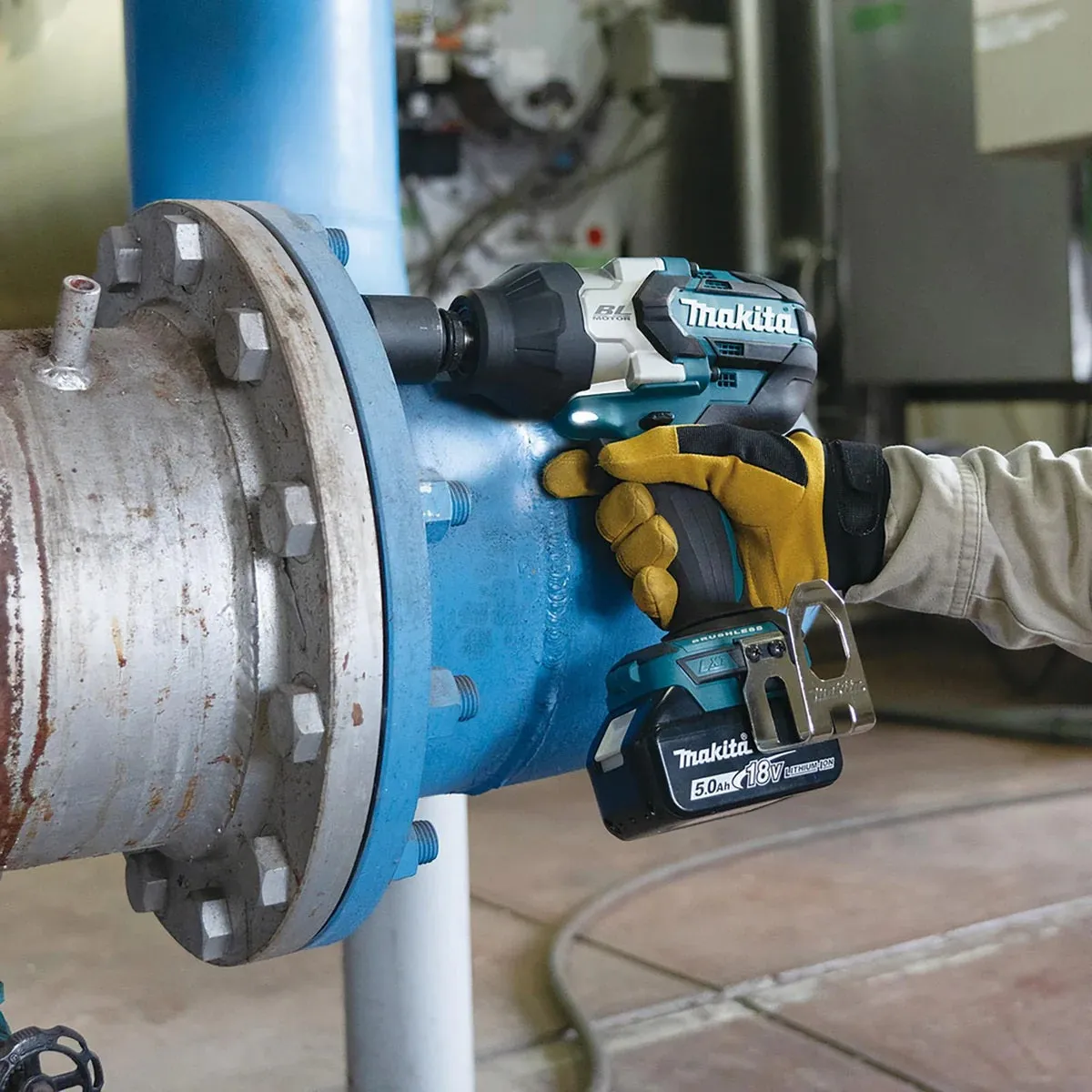 Makita DTW1004Z 18V LXT Brushless 1/2 Impact Wrench Body Only