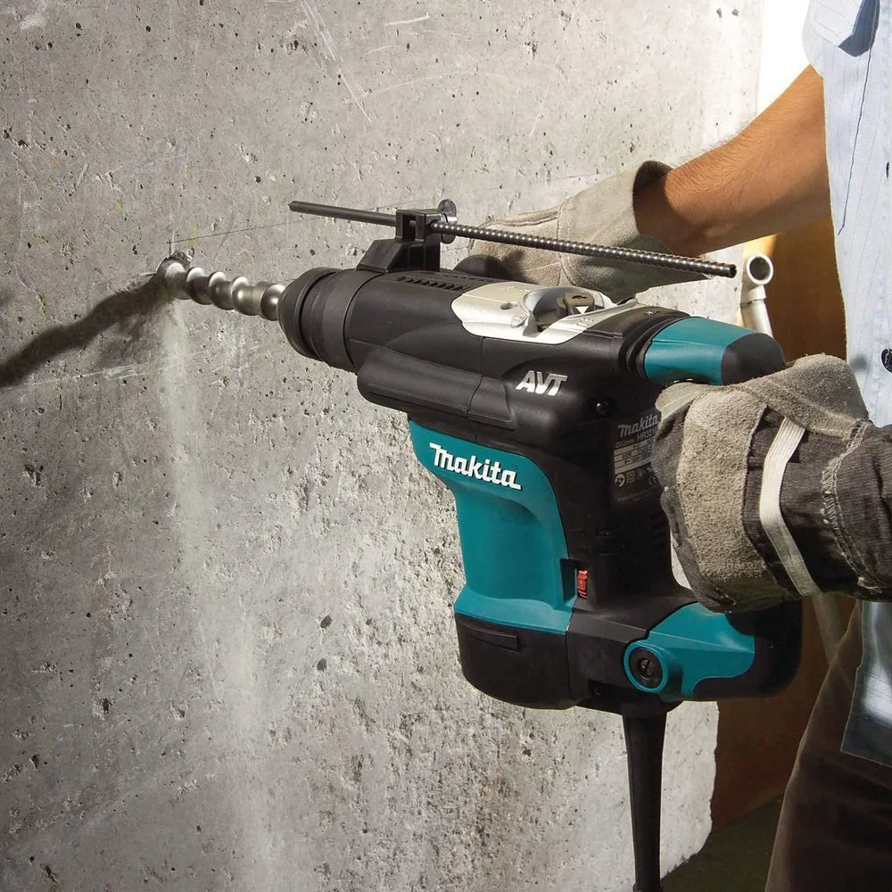 Makita HR3210C/2 32mm SDS-Plus Rotary Hammer Drill With Carrying Case 240V Item Condition Seller Refurbished