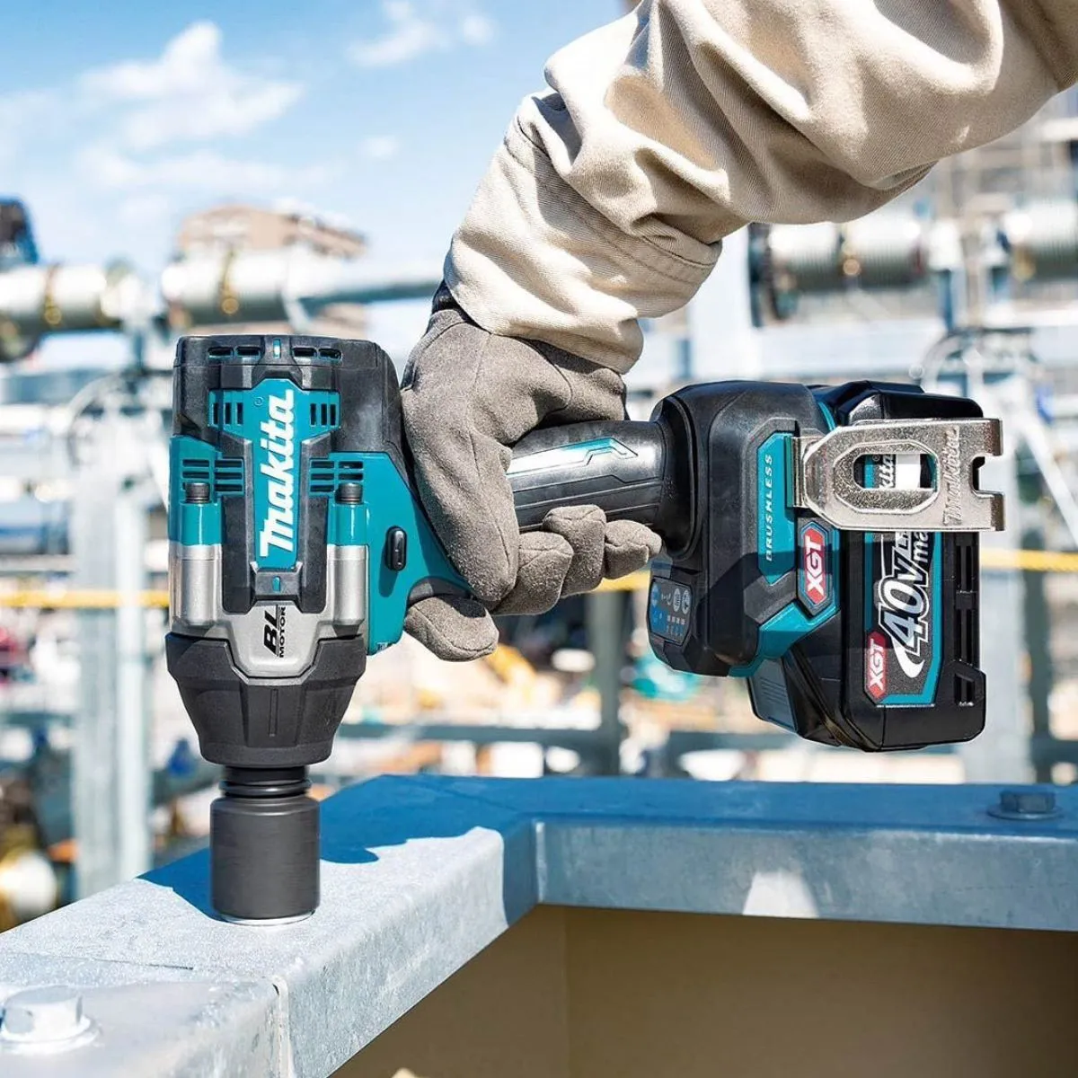 Makita TW008GZ01 40V max XGT 1/2 Brushless Impact Wrench With Type 3 Case