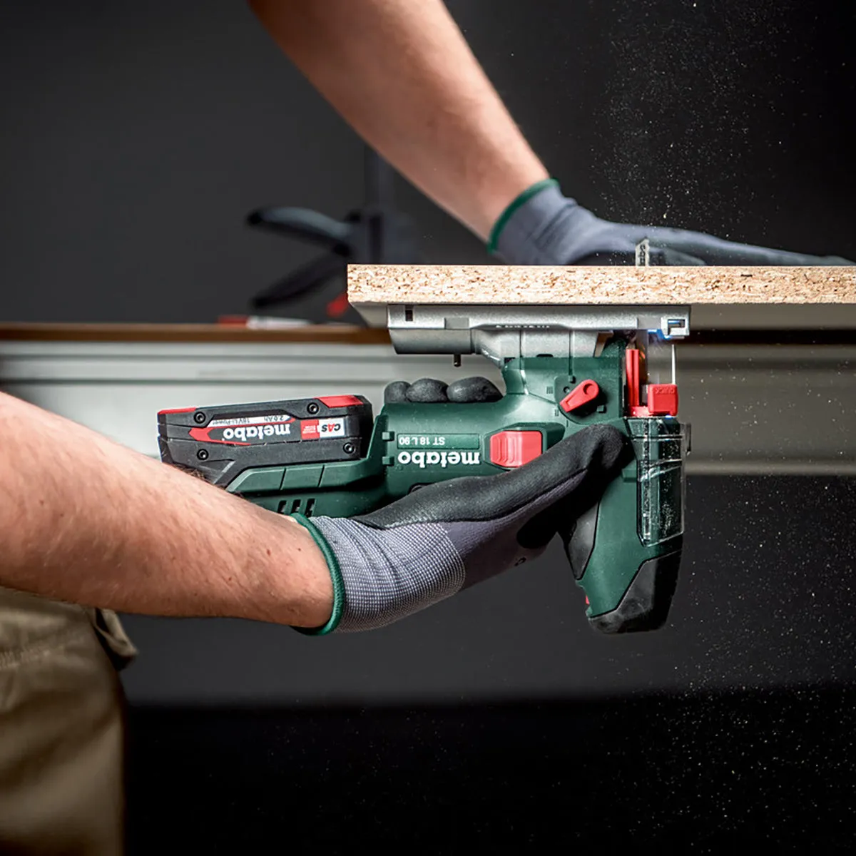 Metabo ST 18 L 90 18V Body Grip Jigsaw with 1 x 5.2Ah Battery Charger & Metabox