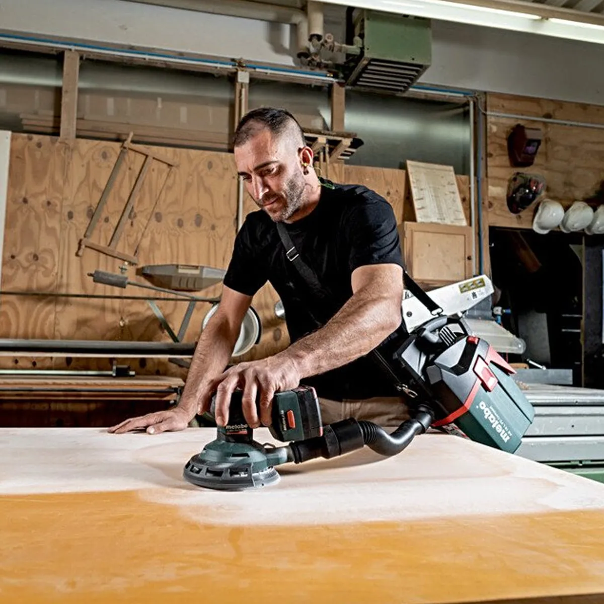 Metabo SXA 18 LTX 150 BL 18V Brushless 150mm Random Orbital Sander with 1 x 5.2Ah Battery Charger & Metabox