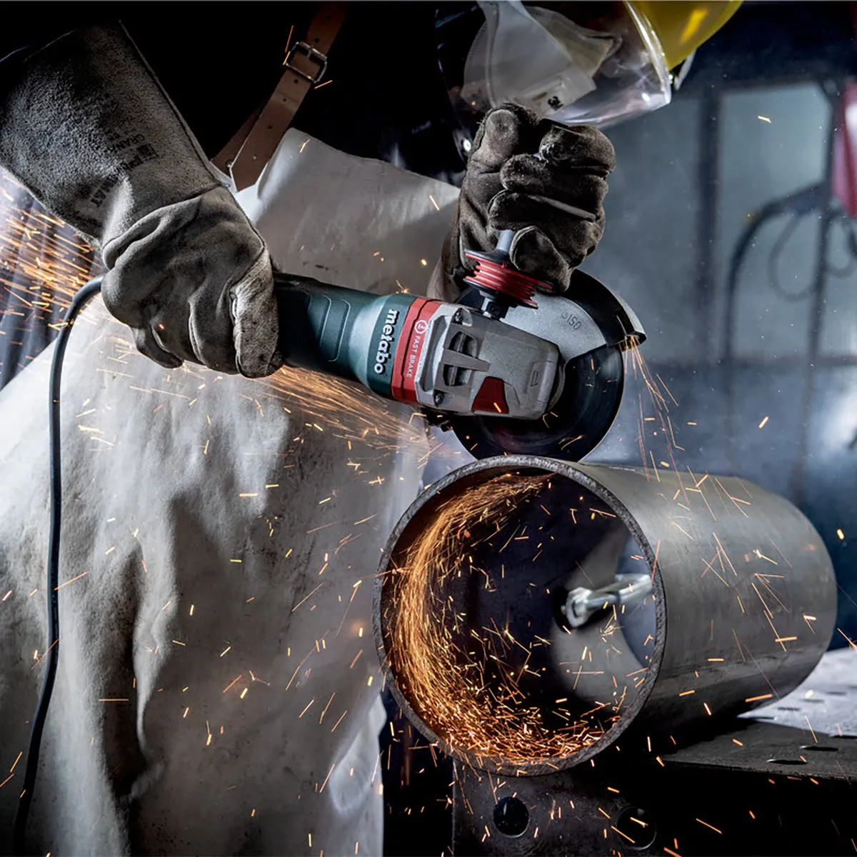 Metabo WEPBA 19-150 Q DS 150mm M-Brush Angle Grinder 110V/1600W 613117390