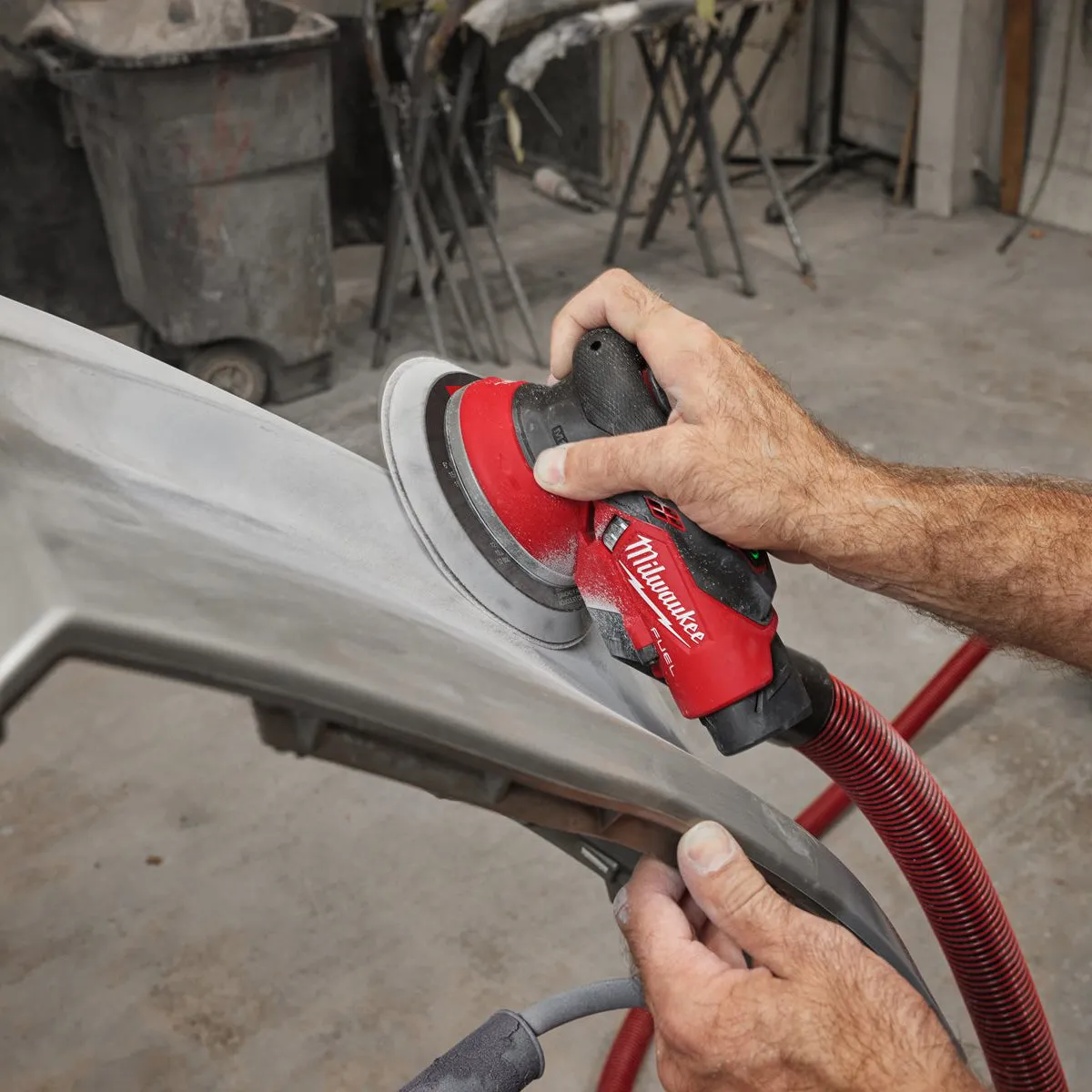 Milwaukee M12FROS5-0 12V FUEL Brushless 150mm Random Orbit Sander with 1 x 2.0Ah Battery Charger & Bag