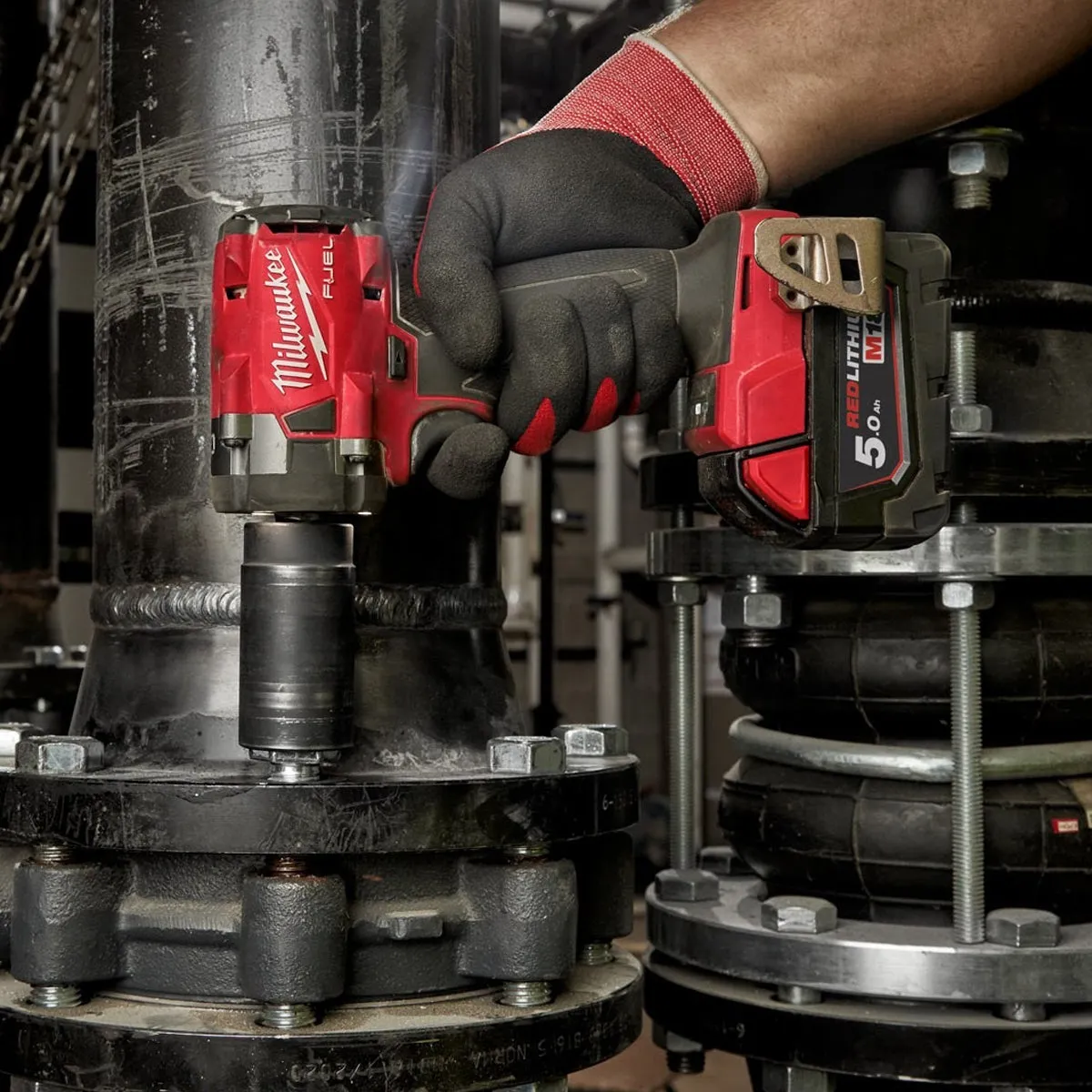 Milwaukee M18FIW2F38-0X 18V FUEL Brushless 3/8 Friction Ring Impact Wrench Body Only with case 4933478650