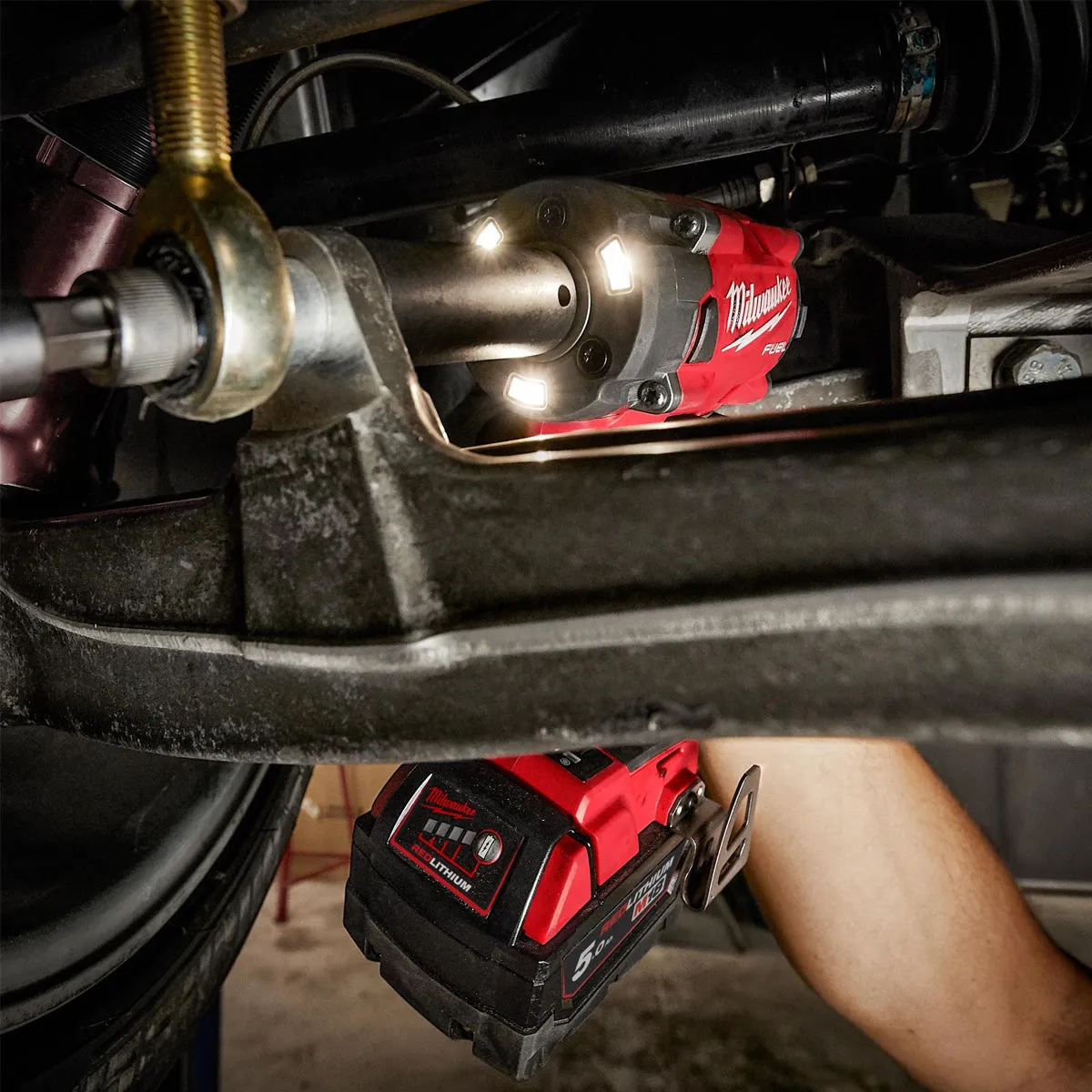 Milwaukee M18FIW2F38-0X 18V FUEL Brushless 3/8 Friction Ring Impact Wrench Body Only with case 4933478650