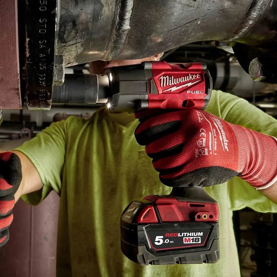 Milwaukee M18FMTIW2F38-502X 18V Fuel Brushless 3/8 Impact Wrench with 2 x 5.0Ah Batteries Charger & Case 4933479405