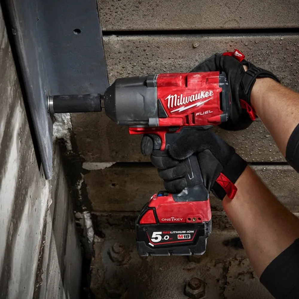 Milwaukee M18ONEFHIWF34-502B 18V FUEL 3/4 Impact Wrench with 2 x 5.0Ah Battery & Charger in Case
