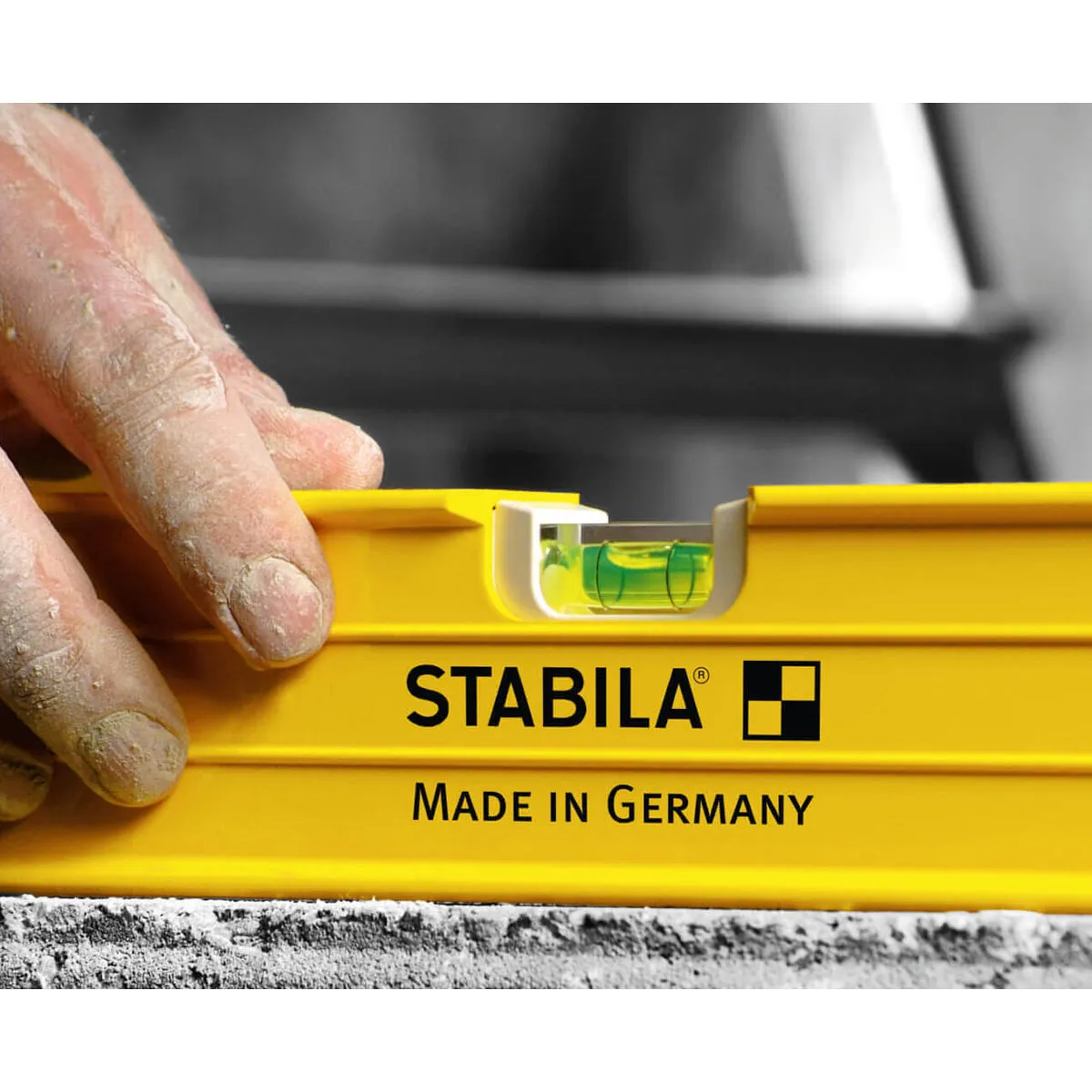 Stabila STB70248 70-2 1200mm / 48 Double Plumb Box Section Level - 02329
